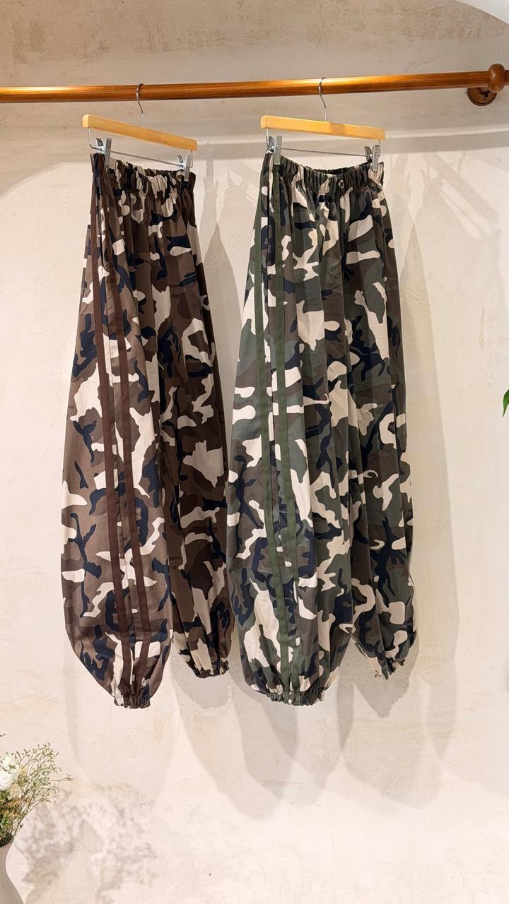 CAMO JOGGER PANTS